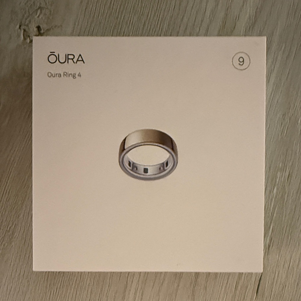 Oura Ring Gen 4 in Gold size 9 NIB